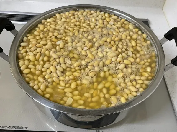 煮た大豆