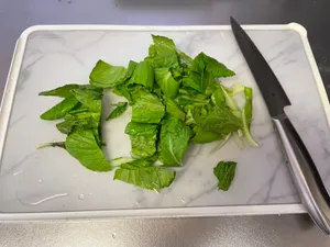 ざく切りにしたビタミン菜